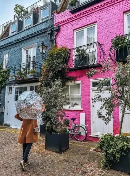 Rues colorées de Londres - St luke's mews à Notting hill