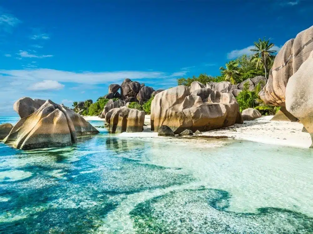 Pourquoi visiter les Seychelles par du soleil dans les poches blog voyage
